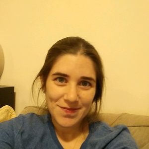 Meet your Posher, Becca